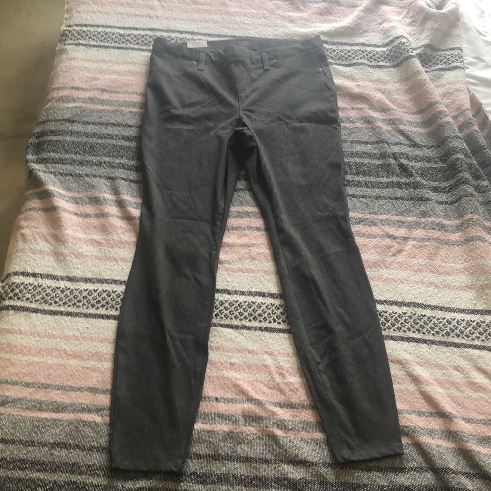 Grey jeggings